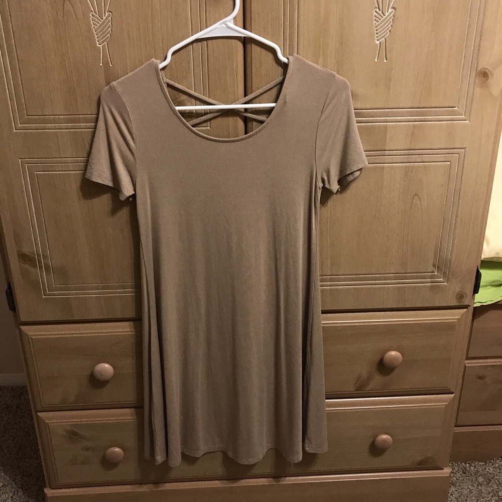 tan strappy t shirt dress